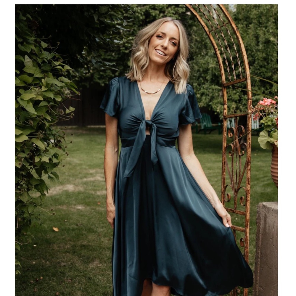 BRAND NEW NEVER WORN Baltic Born Poppy Satin Midi Dress